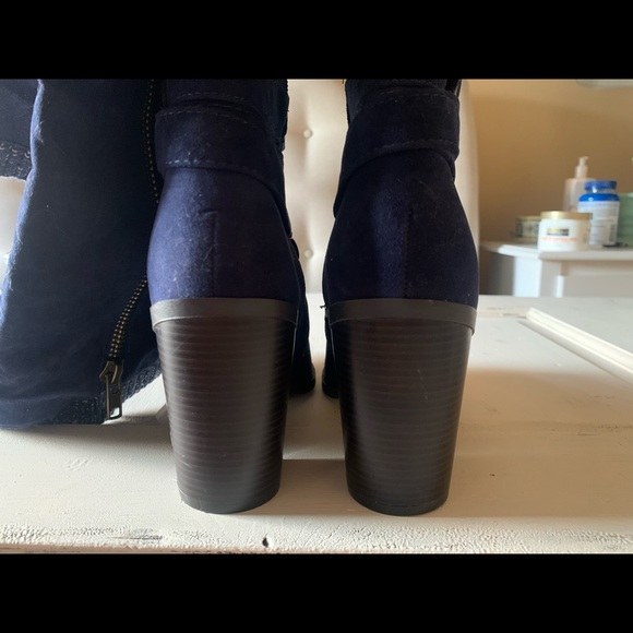 Sold - Picture 3 of 3